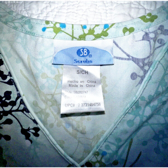 SB Scrub Top V Neck Cotton Elastic Back 3 Pocket Blue Floral Women's S Nursing - Picture 3 of 7